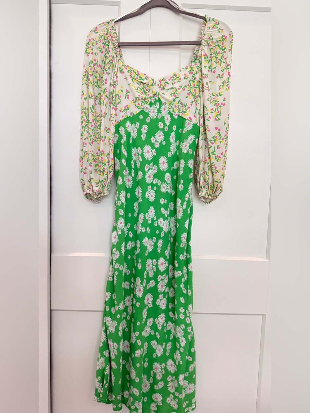 Green Floral Maxi Dress with Puff Sleeves